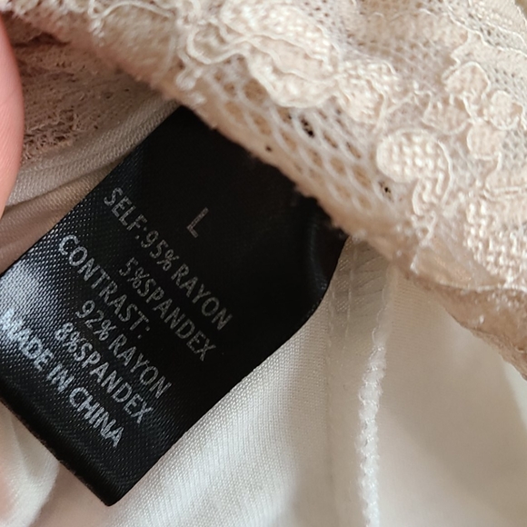 Beautiful boho lace detail top - Picture 4 of 4